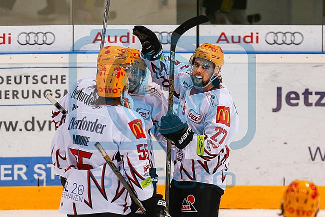 ERC Ingolstadt - Fischtown Pinguins Bremerhaven,, Eishockey, DEL, Deutsche Eishockey Liga, Preplayoff, Spiel 1, 01.03.2016