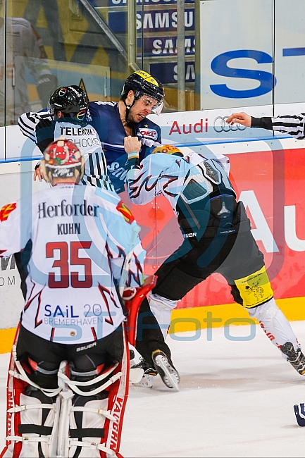 ERC Ingolstadt - Fischtown Pinguins Bremerhaven,, Eishockey, DEL, Deutsche Eishockey Liga, Preplayoff, Spiel 1, 01.03.2016