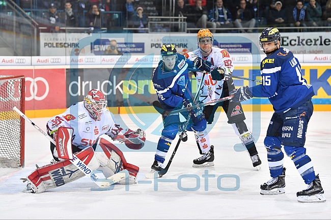 ERC Ingolstadt - Fischtown Pinguins Bremerhaven,, Eishockey, DEL, Deutsche Eishockey Liga, Preplayoff, Spiel 1, 01.03.2017