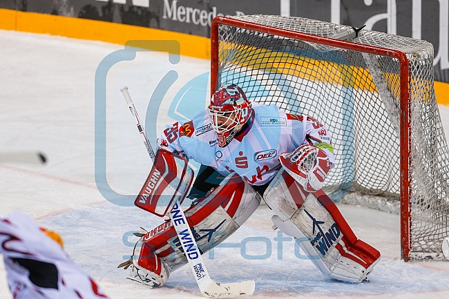 ERC Ingolstadt - Fischtown Pinguins Bremerhaven,, Eishockey, DEL, Deutsche Eishockey Liga, Preplayoff, Spiel 1, 01.03.2016