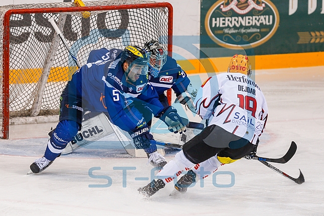 ERC Ingolstadt - Fischtown Pinguins Bremerhaven,, Eishockey, DEL, Deutsche Eishockey Liga, Preplayoff, Spiel 1, 01.03.2016