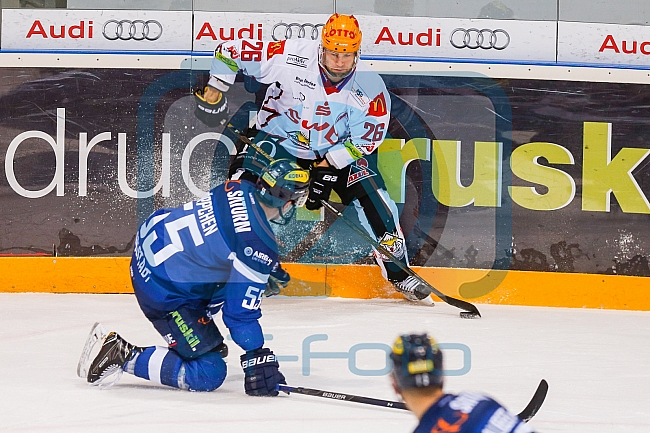 ERC Ingolstadt - Fischtown Pinguins Bremerhaven,, Eishockey, DEL, Deutsche Eishockey Liga, Preplayoff, Spiel 1, 01.03.2016