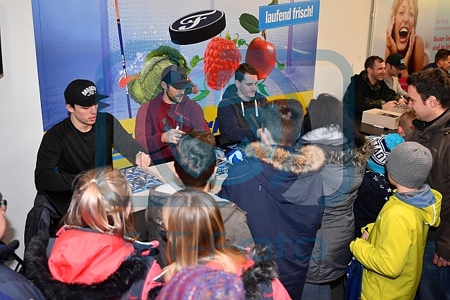 Autogrammstunde, ERC Ingolstadt, Eishockey, DEL, Deutsche Eishockey Liga, 17.02.2018