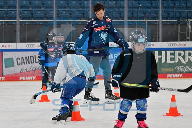 Eishockey, Herren, DEL, Saison 2024-2025, ERC Ingolstadt - Kids On Ice Day, 11.01.2025