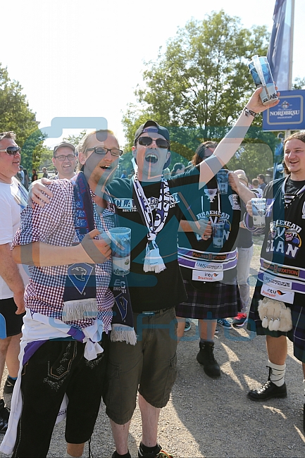 Vor dem Spiel ERC Ingolstadt gegen Braehead Clan - Champions Hockey League (CHL) fand im Klenzepark ein bayerisch-schottisches Fanfest statt