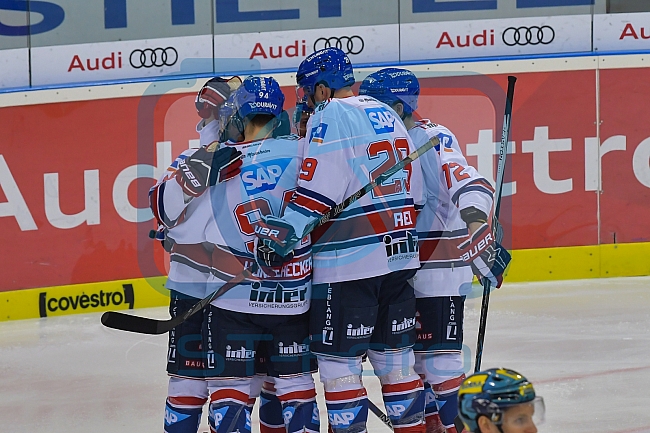 ERC Ingolstadt - Adler Mannheim, Eishockey, DEL, Deutsche Eishockey Liga, Playoffs, Viertelfinale, Spiel 5, 23.03.2018