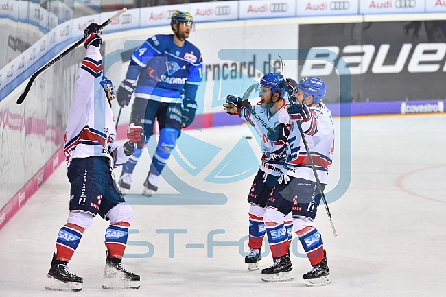 ERC Ingolstadt - Adler Mannheim, Eishockey, DEL, Deutsche Eishockey Liga, Playoffs, Viertelfinale, Spiel 5, 23.03.2018