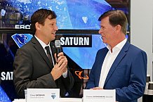 Pressekonferenz Verlaengerung und Erweiterung des Sponsoringvertrages der Media-Saturn, Trikotvorstellung für die kommende Saison 2016/2017